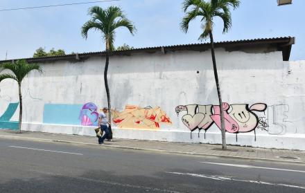 mural de niños de Las Malvinas borrado en Guayaquil
