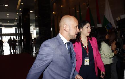 El asambleísta Andrés Castillo (ADN) se refirió a la llamada a exsecretario de la Asamblea Ecuador.