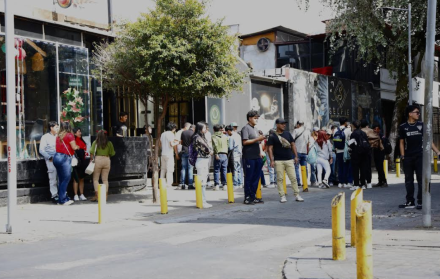 En la Calama, entre Diego de Almagro y Reina Victoria, en La Mariscal, faltan controles, dicen vecinos.