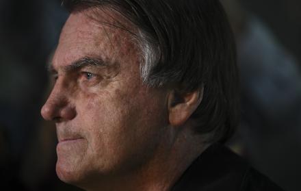 El expresidente brasileño Jair Bolsonaro, que sostiene una condena de 27 años de cárcel por intento de golpe de Estado, fue operado 