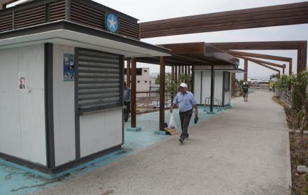 quioscos en pasos peatonales