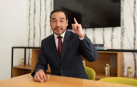 El asambleísta Juan Andrés González anunció el pedio de información sobre los pasos de frontera.