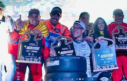 10 Horas de Yahuarcocha, automovilismo, competencia, rally, autódromo de Yahuarcocha, Mateo Villagómez