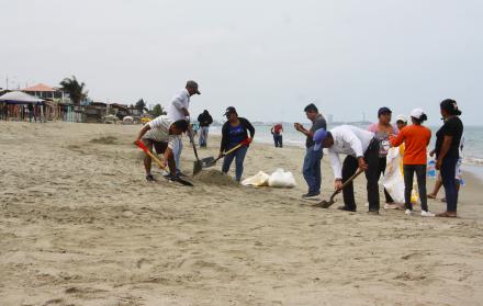 limpieza en playa de San Pablo