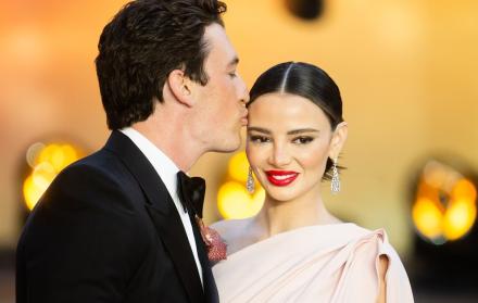 Miles Teller y su esposa