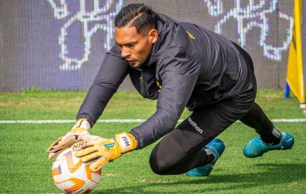 José Contreras arquero venezolano que seguirá en Barcelona SC.