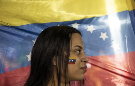 Una mujer participa en una manifestación este sábado, en Manaos (Brasil).