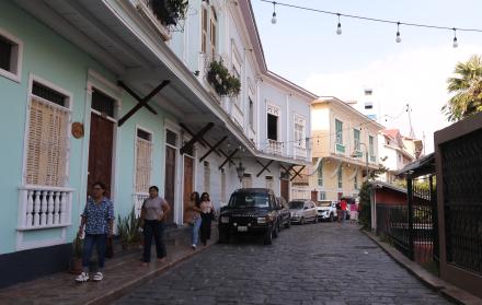 CASAS MIXTAS GUAYAQUIL