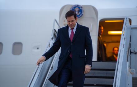 El secretario de Estado de Estados Unidos, Marco Rubio, conversó con el presidente ecuatoriano Daniel Noboa sobre los esfuerzos regionales para promover la estabilidad en Venezuela.