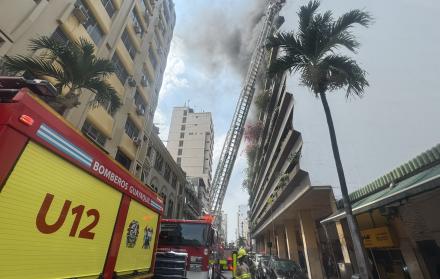 incendio vehiculo centro