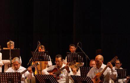 LA NAVIDAD EN CLAVE A (15615803)