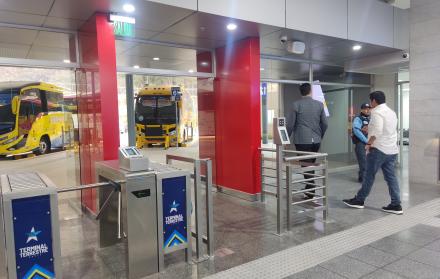 Terminal terrestre vía a la costa