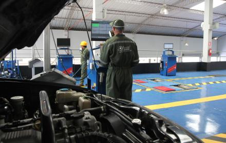 Revisión vehicular Quito