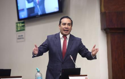 El jefe del bloque de la RC, Juan Andrés González, cree que el oficialismo intentará boicotear la asistencia de los asambleístas correístas a la convención del movimiento.