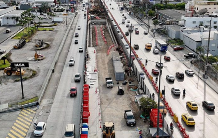 Paso elevado en construccion