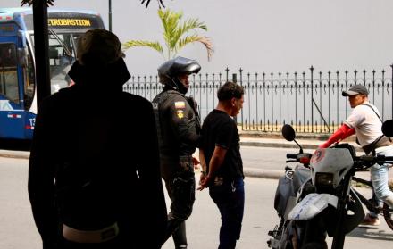 Bahia de Guayaquil detenido