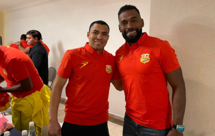Jefferson Montero y Gabriel Achilier, referentes ecuatorianos, fueron protagonistas en la victoria de Morelia ante el FC Barcelona de leyendas en el estadio Morelos.