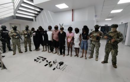 Los efectivos militares aprehendieron a nueve personas, entre ellas un menor de edad presuntamente vinculado al grupo delictivo Los Tiguerones.