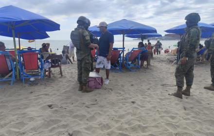 Las Fuerzas Armadas del Ecuador han intensificado su presencia en diversos sectores costeros del país.