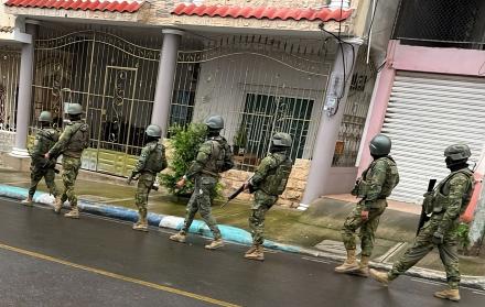 patrullaje de militares en Durán