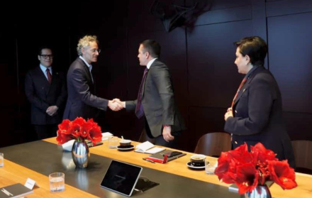 daniel Noboa en Dvos