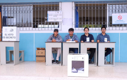 El CNE habilitó un sistema digital para el cambio de domicilio electoral en Ecuador y el exterior.