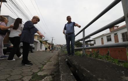 canal entre Los Ceibos y Santa Cecilia