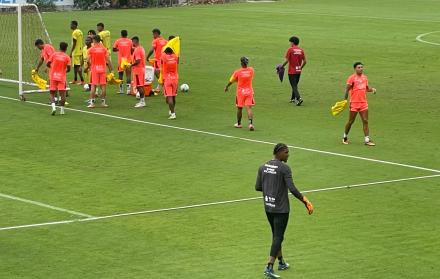 Farías arma su primer once en Barcelona SC para la Noche Amarilla.