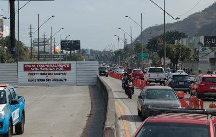 paralización de la obra del paso a desnivel en la avenida del Bombero