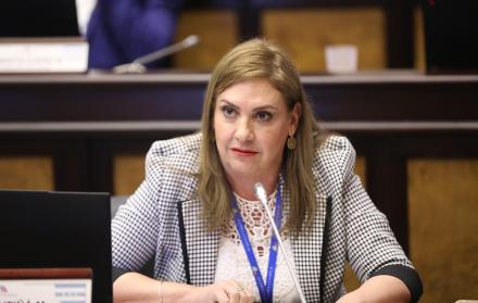 La asambleísta Nuria Butiñá solicitó a la Comisión de Garantías Constitucionales convocar a Álvaro Ignacio Guivernau Becker por el caso Galamedios.