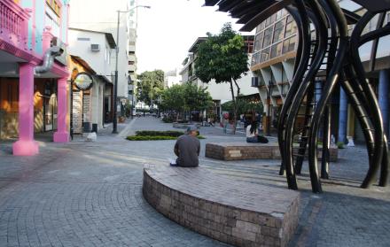 CALLE PANAMA DESOLADA