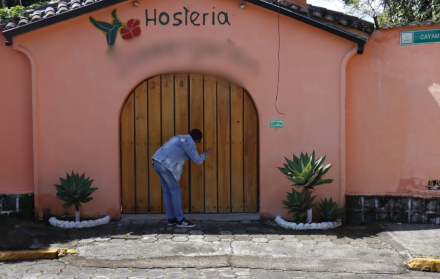 Un encargado de la hostería dijo que no había atención.