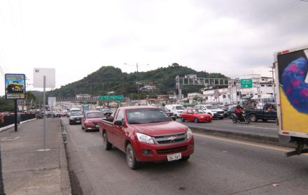 congestión por sicariato en vía a Daule