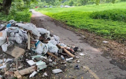 basura en ciclovía de vía a la costa