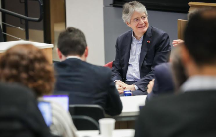 El expresidente Guillermo Lasso está en Brasil, fue parte de una programa de entrevistas y también de reuniones académicas.