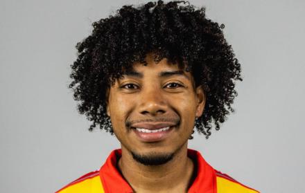 Ángelo Mina refuerza a Emelec y apunta al Clásico frente a Barcelona SC.