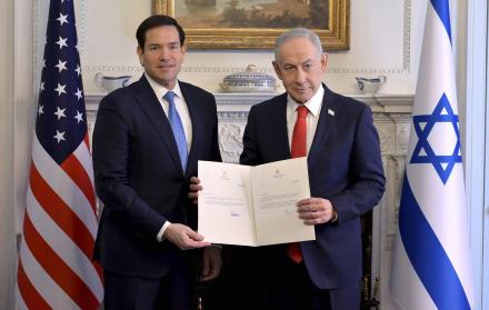 Benjamín Netanyahu documento de adhesión a la Junta de la Paz