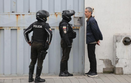 Calificó el proceso como una persecución política.