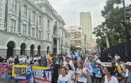 MARCHA AQUILES ALVAREZ GOLEADA