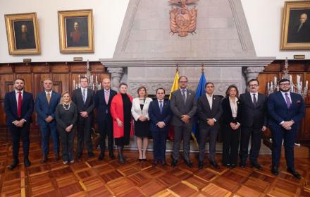 Varias autoridades de la UE y Ecuador, durante la presentación del Programa Tinkuy