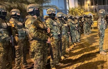 Las Fuerzas Armadas establecieron unos lineamientos para restringir a periodistas y medios de comunicación.