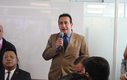 Decano de la facultad de medicina de la UCE