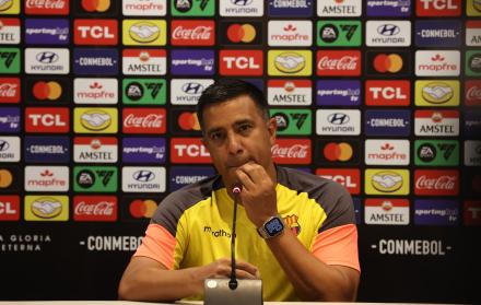 RUEDA DE PRENSA CESAR (15921620)