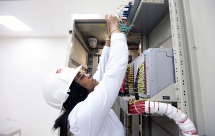 Inicia la convocatoria para que empresas públicas y privadas del país se inscriban en el programa Sello Empresa Segura, libre de violencia y discriminación contra las mujeres.