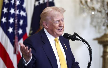 DONALD TRUMP CASA BLANDA ESTADOS UNIDOS.