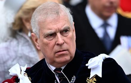 Andrew Mountbatten-Wi (15931257)