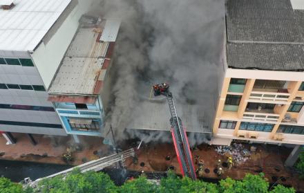 Incendio en Multicomercio CTE