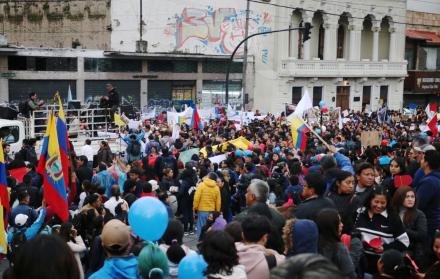 PROTESTA EN CONTRA DEL COOTAD EN QUITO