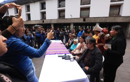 rueda de prensa gestores en contra de la reforma al COOTAD