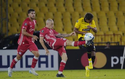 Barcelona SC, Argentinos Juniors, Copa Libertadores
